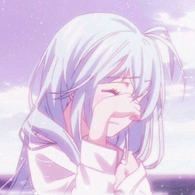 动力伞载游客掉农田